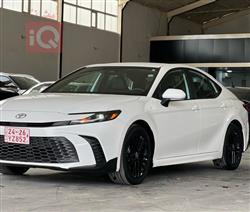 تۆیۆتا کامری